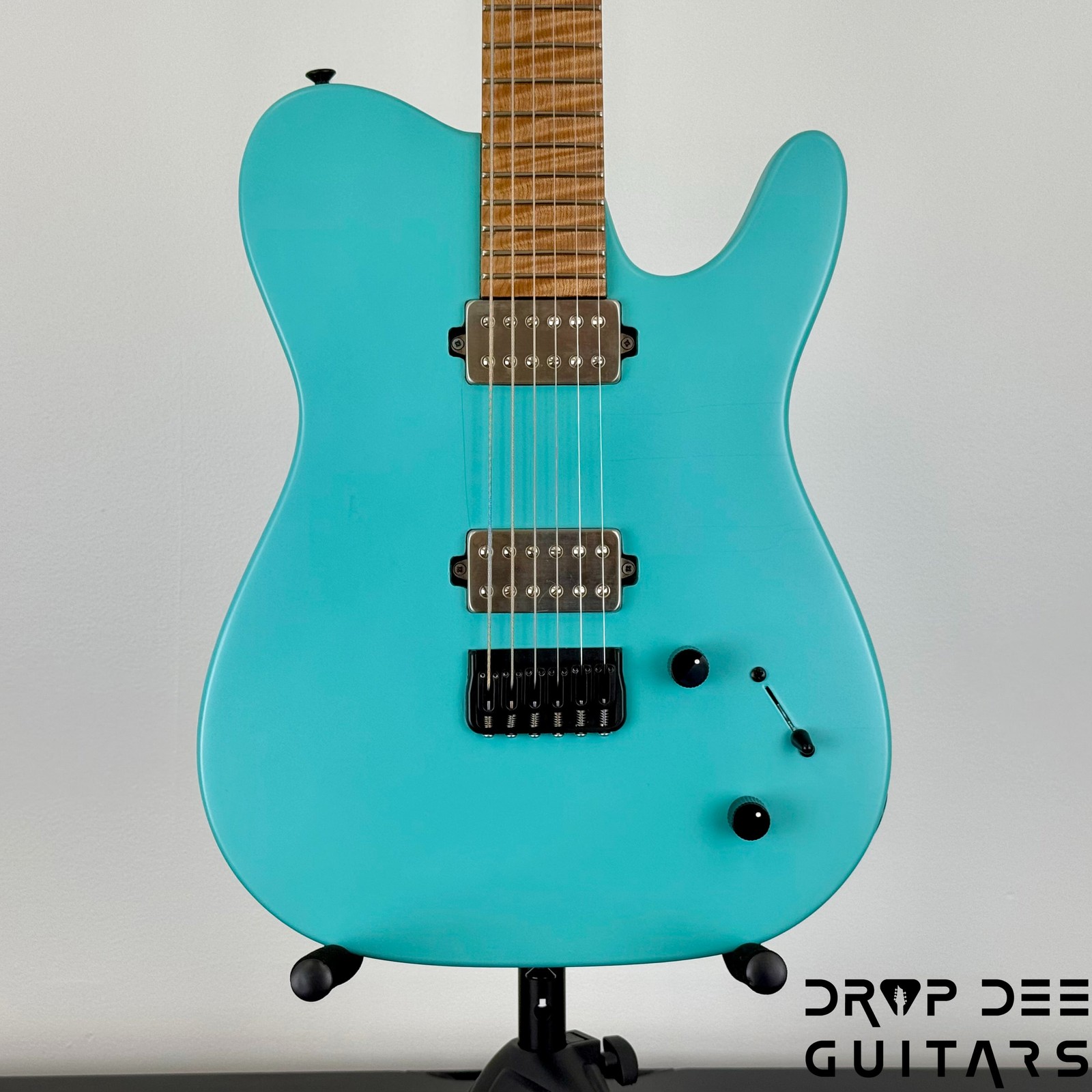 SMP Custom Shop Τρίτη Electric Guitar w/ Case – Seafoam Green