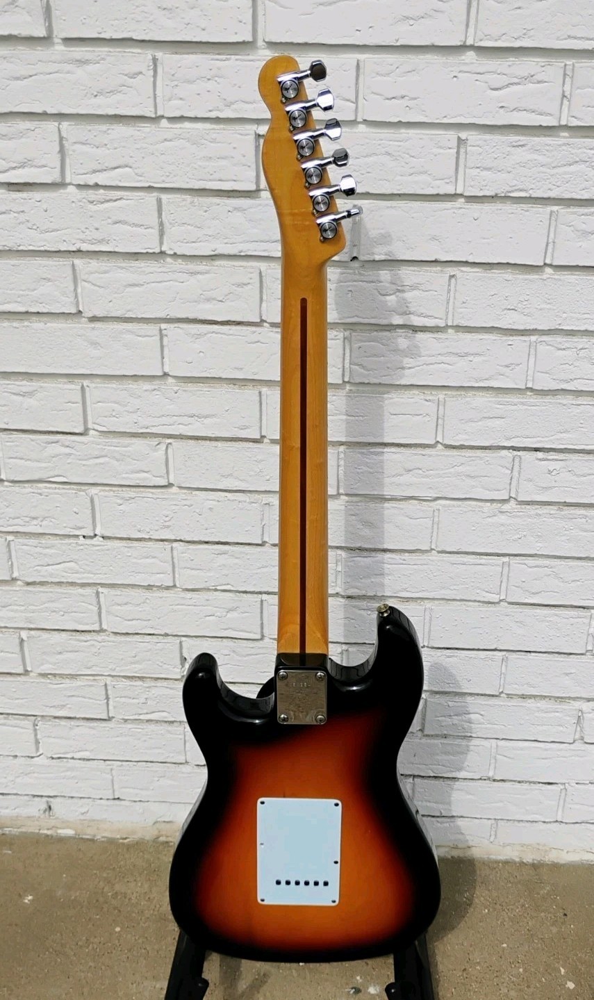 1986 Fender Squire Bullet Electric Guitar w/HSC! -LL