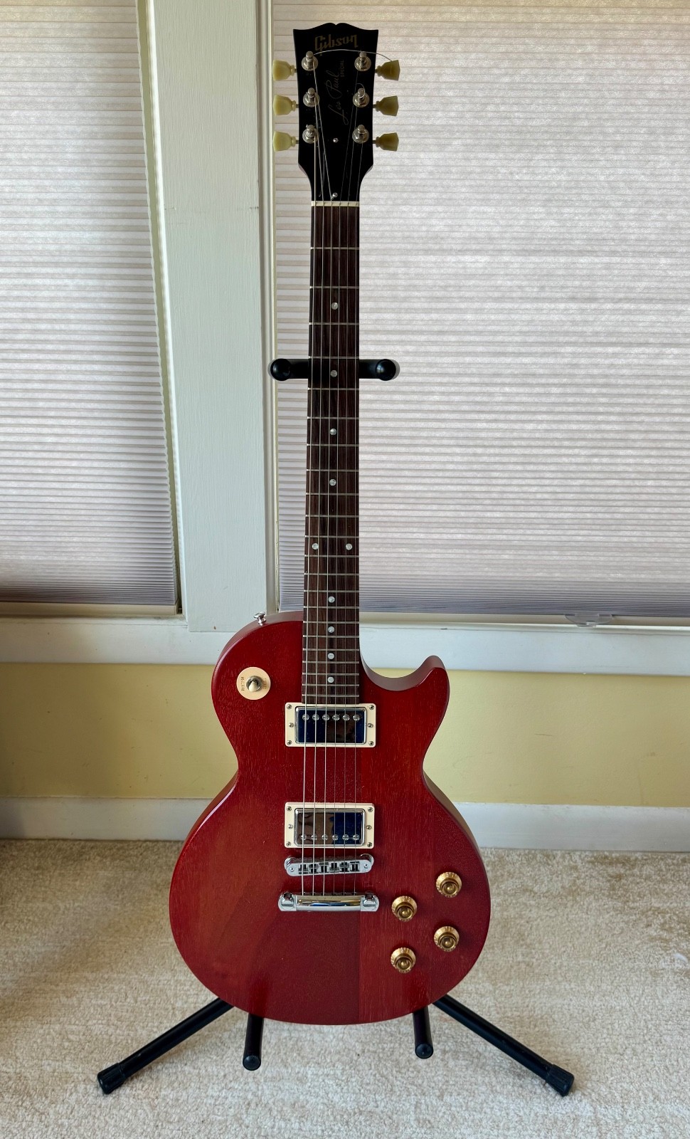 2003 Gibson Les Paul Special (Worn Cherry) used, in pristine shape