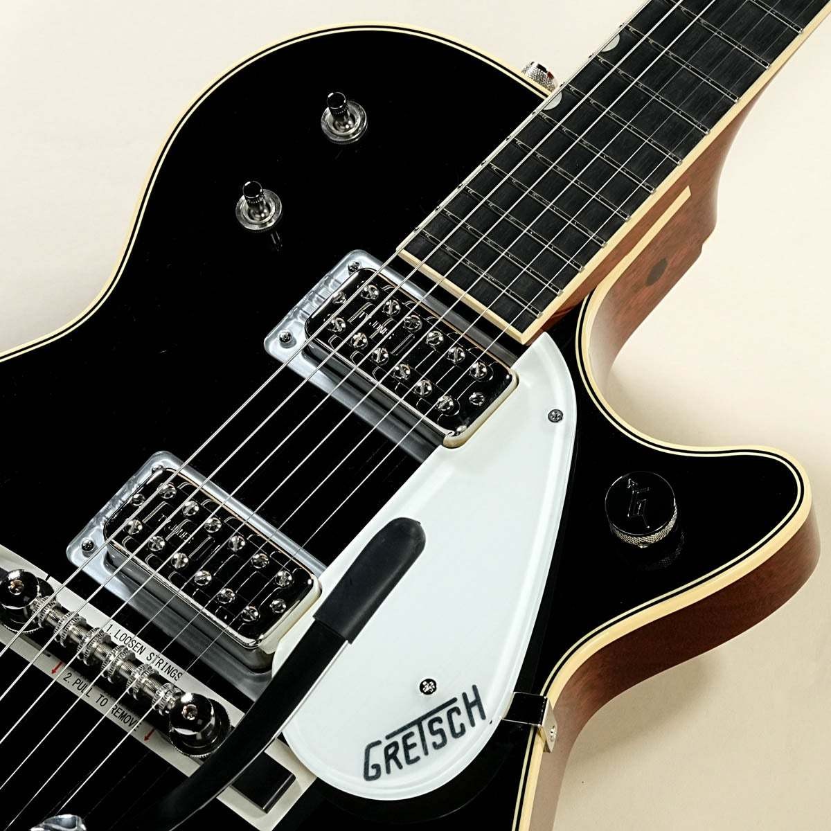 Gretsch G6128T-59 Vintage Select ’59 Duo Jet with Bigsby TV Jones Black