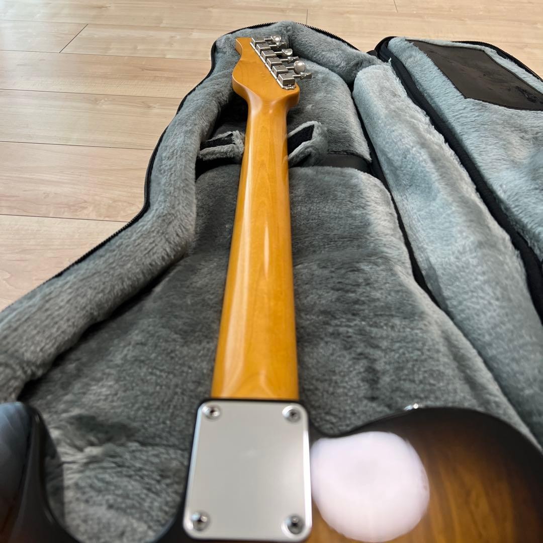 Dragonfly M-TEE Guitar Used with Light Scratches, Good Neck, 80% Fret