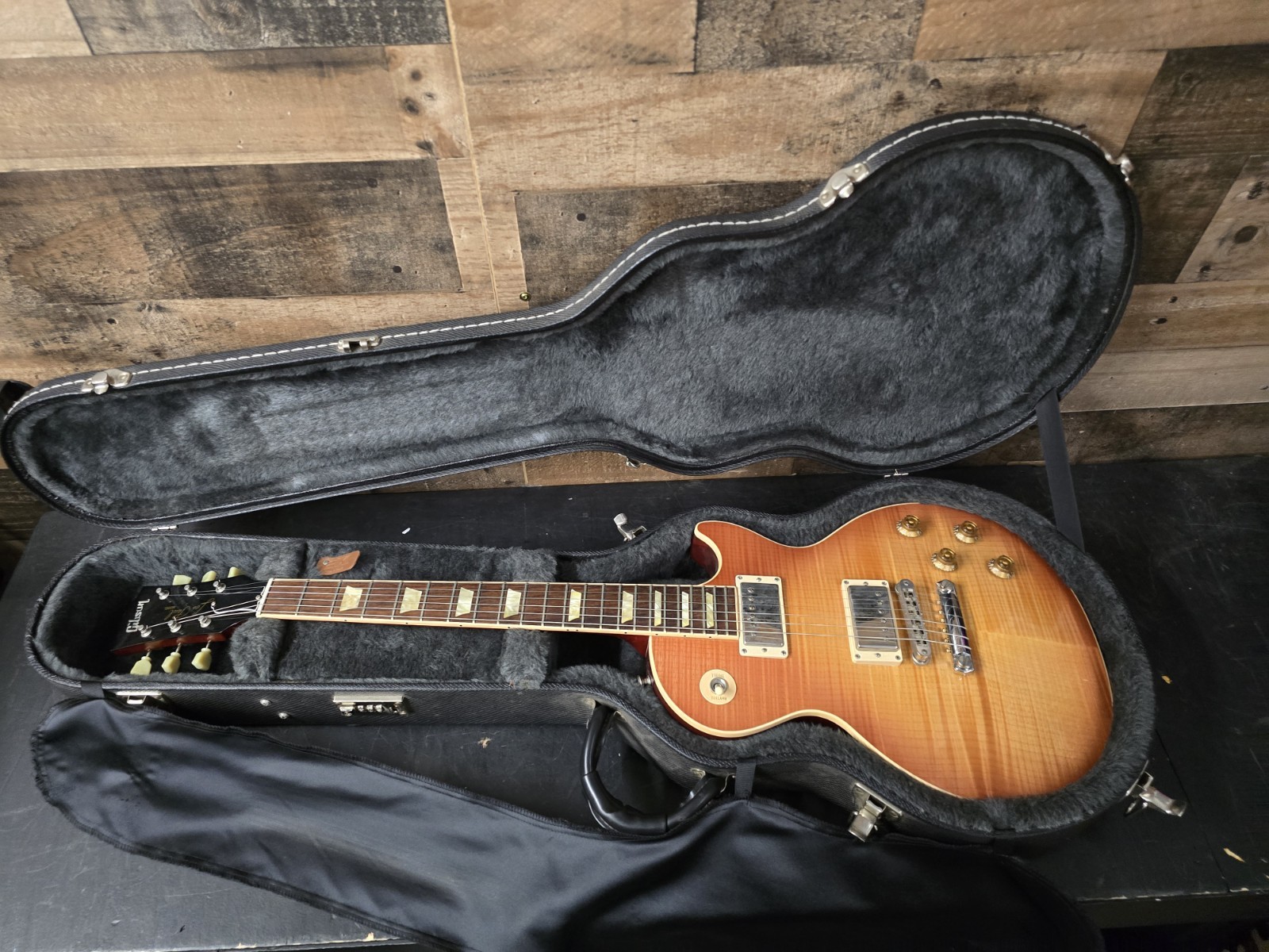 2005 Gibson 50’s Les Paul Standard AAA Flame Top W/ Ohsc 9.2 Lb