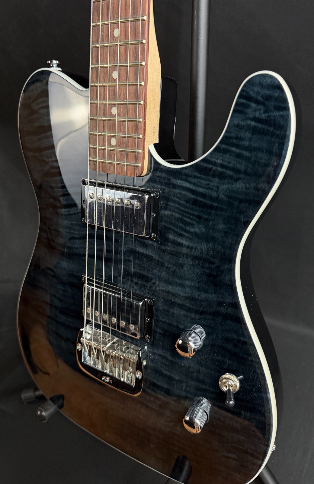 G&L ASAT Deluxe Electric Guitar Transparent Black Finish (093)