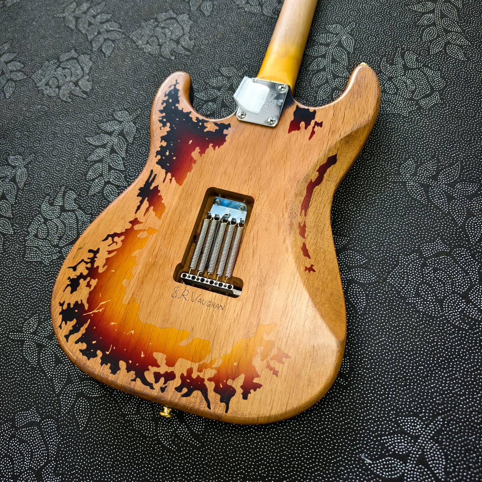 SRV Custom ST Style Electric Guitar Sunburst Distressed Body Gold Hardware