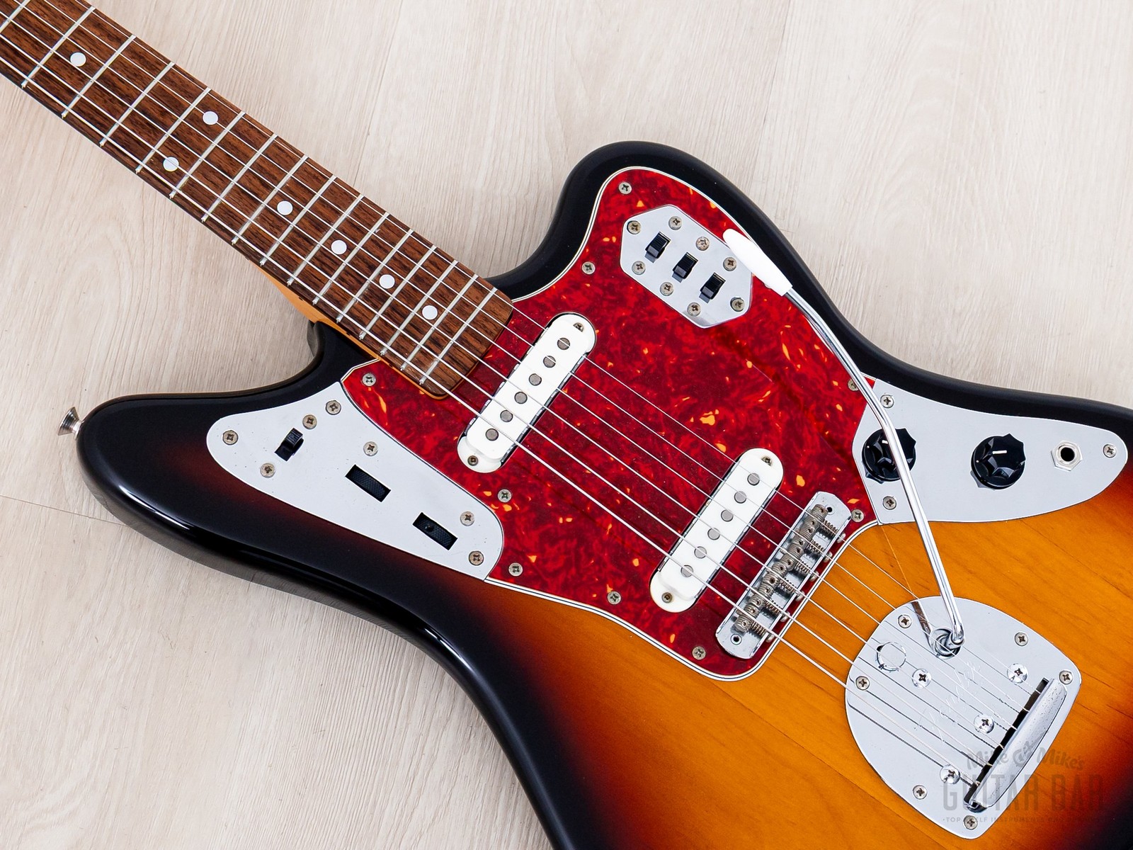 1999 Fender Jaguar ‘62 Vintage Reissue JG66-85, Near-Mint w/ Case, Japan CIJ