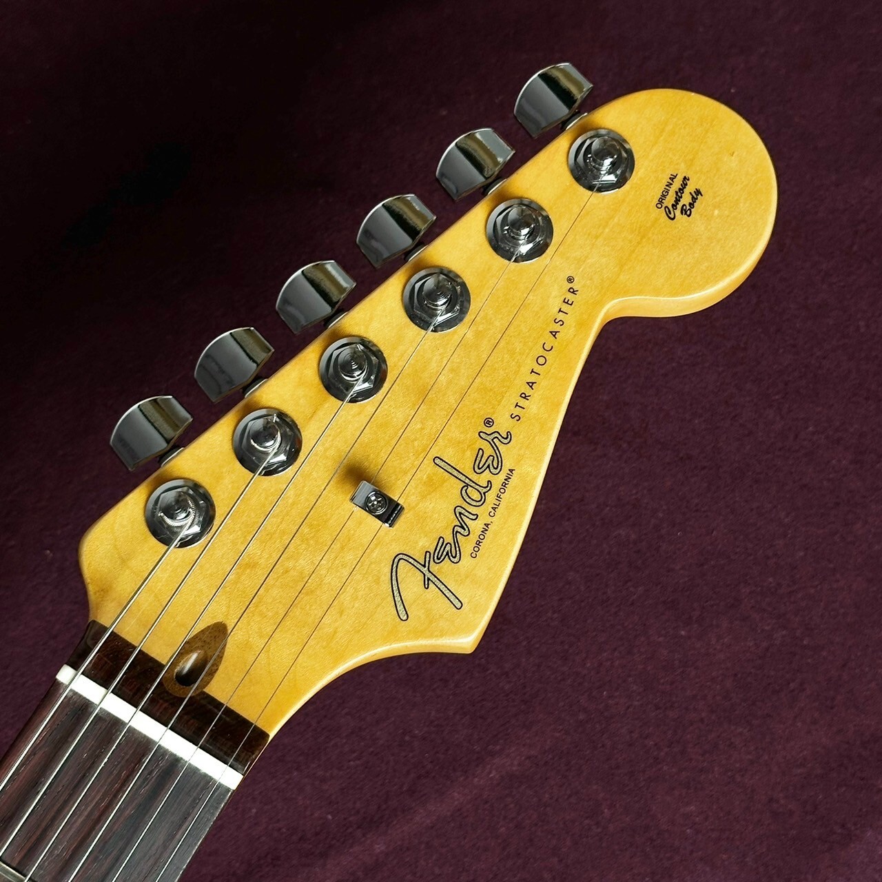 Fender LTD AMERICAN PROFESSIONAL II STRATOCASTER THINLINE Transparent Daphne Blu