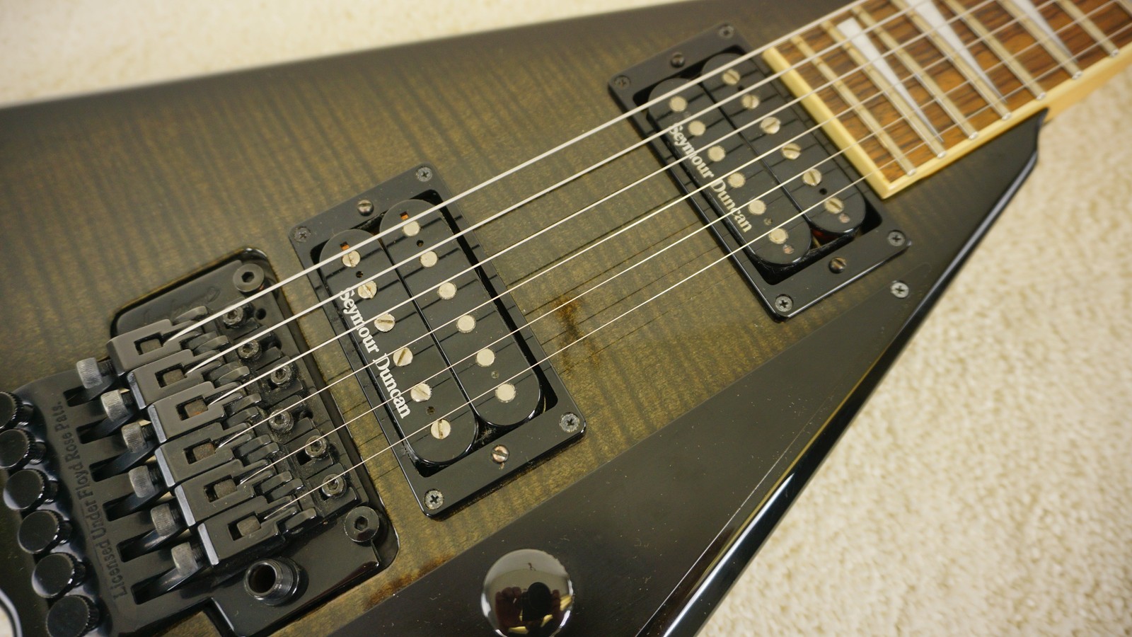 Jackson RR3 Rhoads Japan Transparent Black Flame w/ Floyd Rose & Seymour Duncan