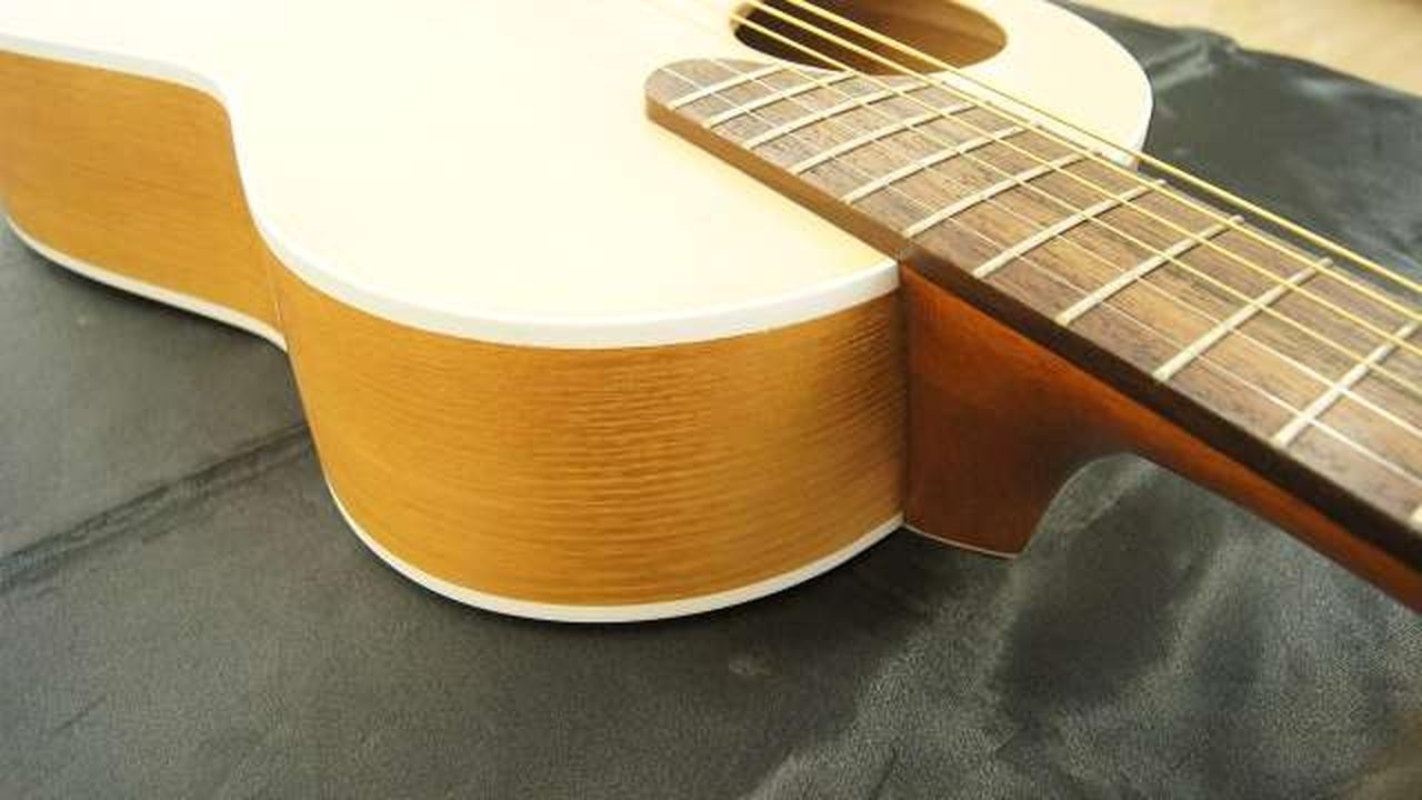 (K.YAIRI) NOCTURNE-ST Used Spruce body Maple neck Rosewood fingerboard Hard case