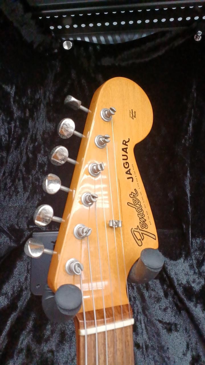 FENDER American Vintage’62 JAGUAR 3TS Electric Guitar