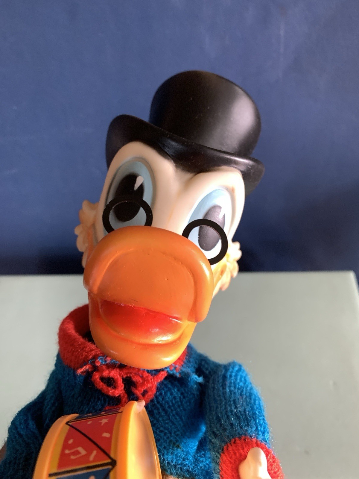 VINTAGE LARGE TOY rubber wind up MCDUCK UNCLE SCROOGE WALT DISNEY 1970s