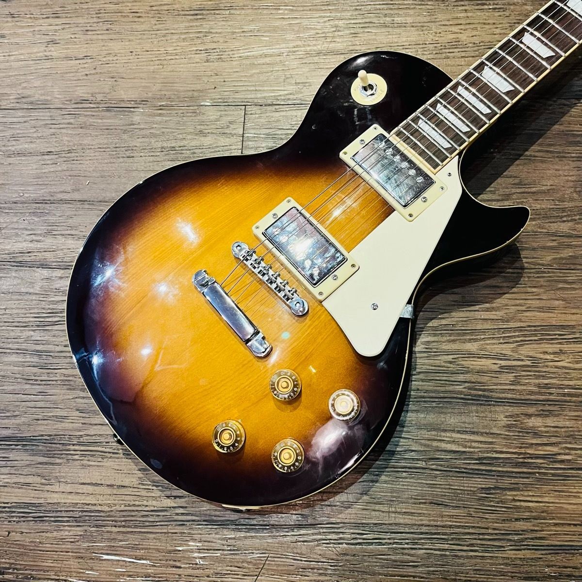Founder Vintage Les Paul Type 1970s Electric Guitar
