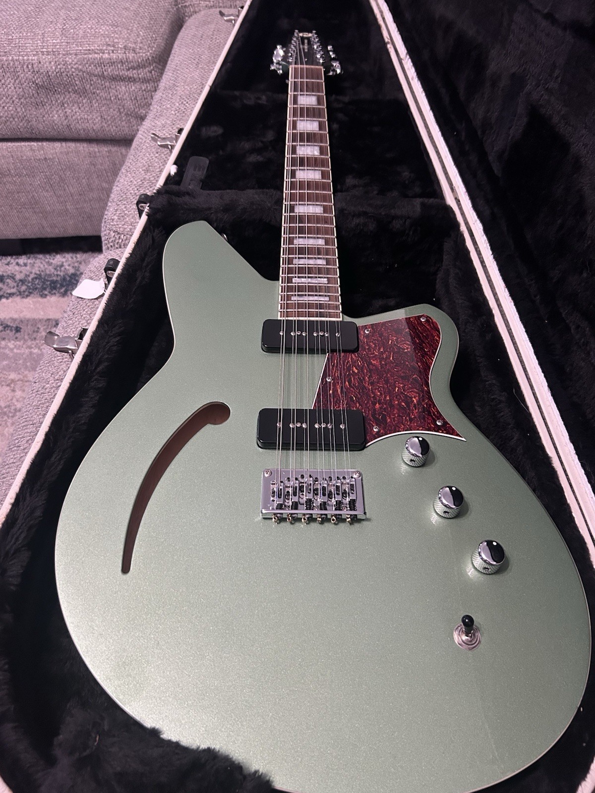 Reverend Airwave Semi-Hollow Electric Guitar Green 12-String w/Hardcase