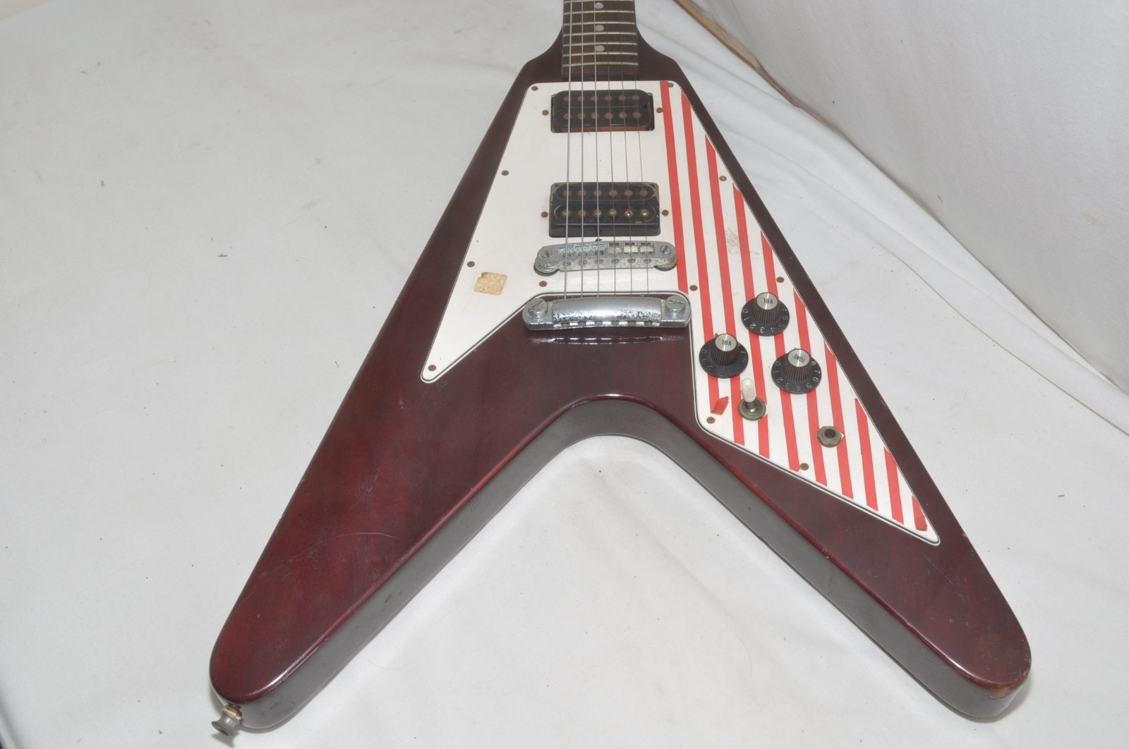 ARIA PRO II Flying V Electric Guitar Ref. No 7789