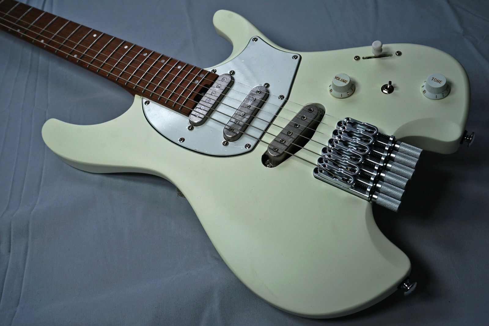 Ibanez ICHI10 Ichika Nito Signature Model Vintage White Matte Guitar w/Gig Bag