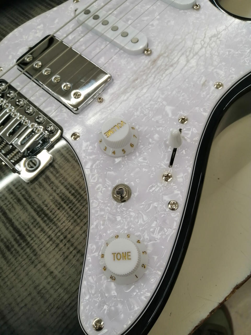 IBANEZ AZ22S1F-TKS Electric Guitar