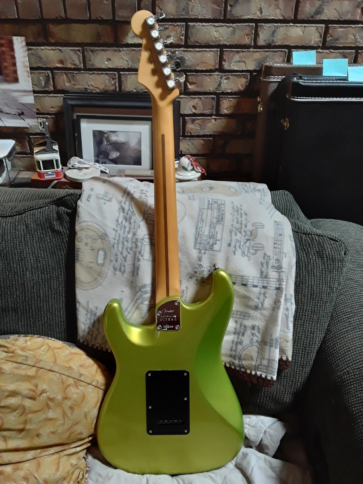 Mint 2024 Fender Fender 70th Anniversary American Ultra II Strat Solar Flare