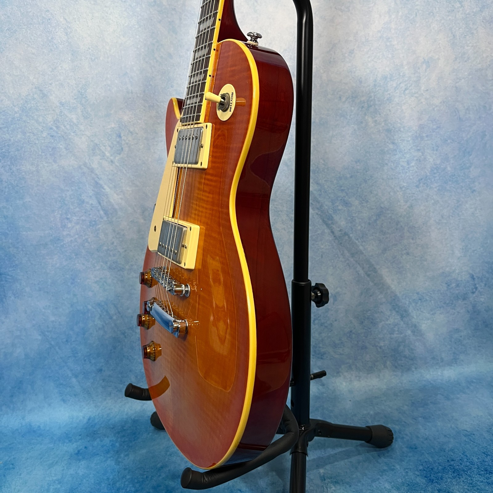 Grass Roots by ESP G-LP-50S/LH Lefty Flame Top Honeyburst Les Paul