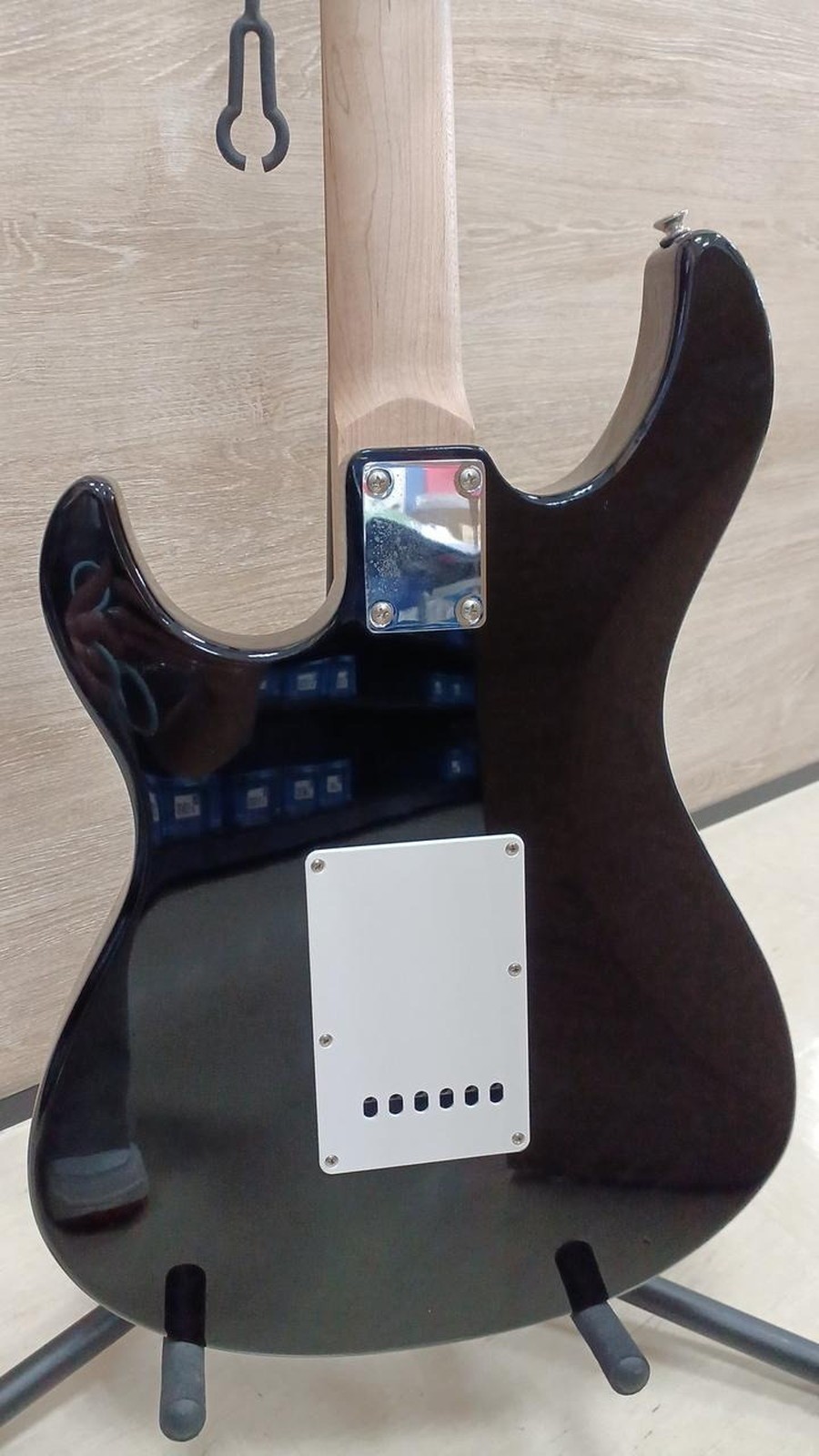 YAMAHA PAC012 Used Mahogany body Maple neck Walnut fingerboard Black w/Soft case