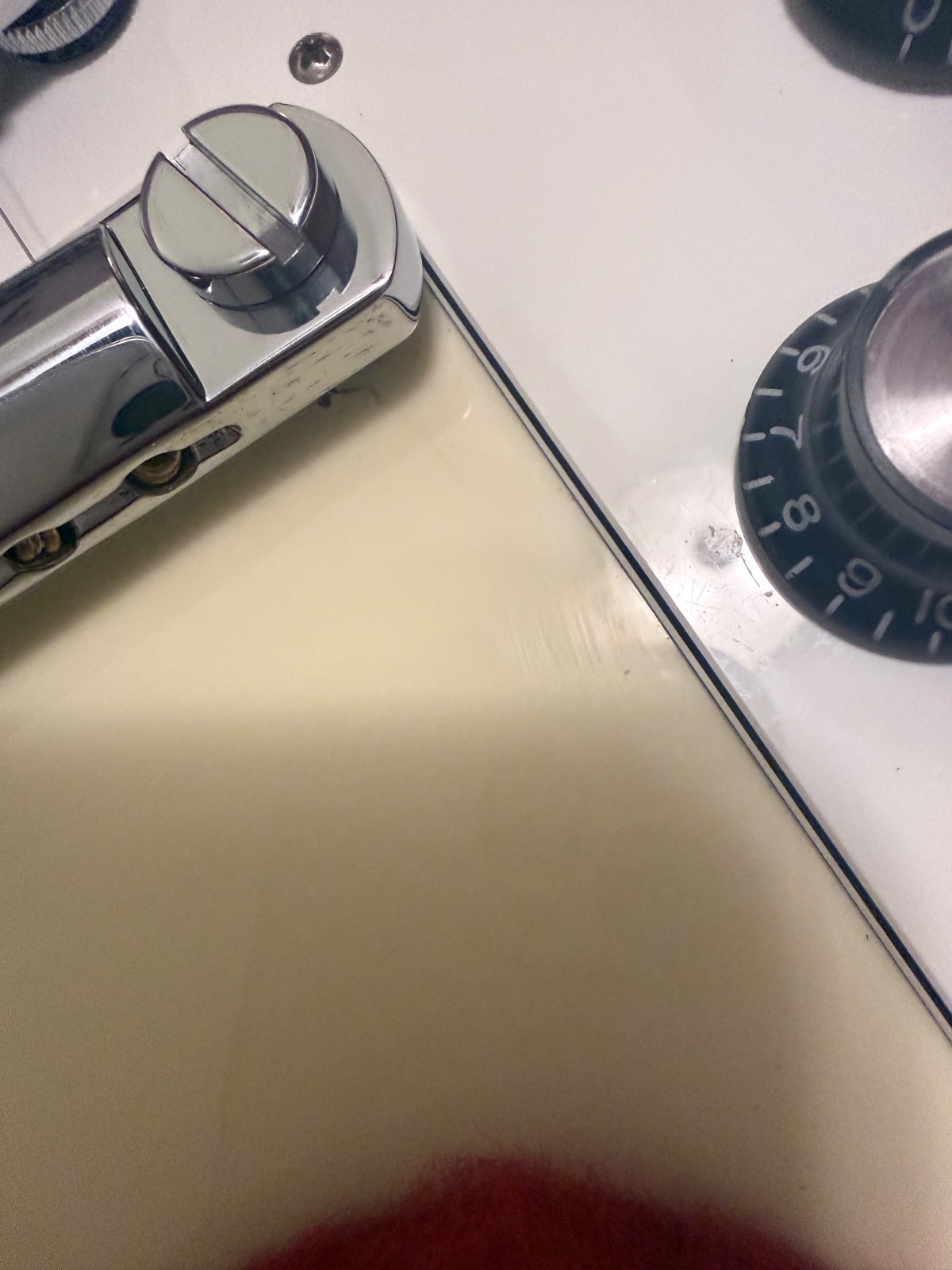 Gibson 120th Anniversary Flying V 2014 – Classic White – Better Pics soon!