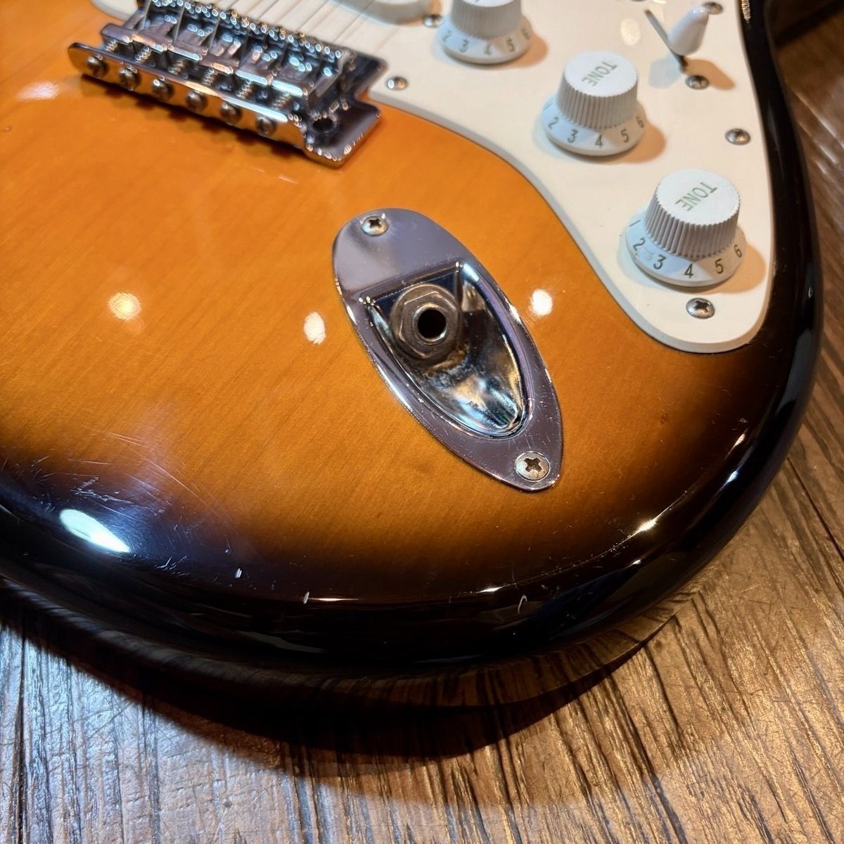 Squier by Fender Affinity Stratocaster 2018 Sunburst Maple FB Electric Guitar