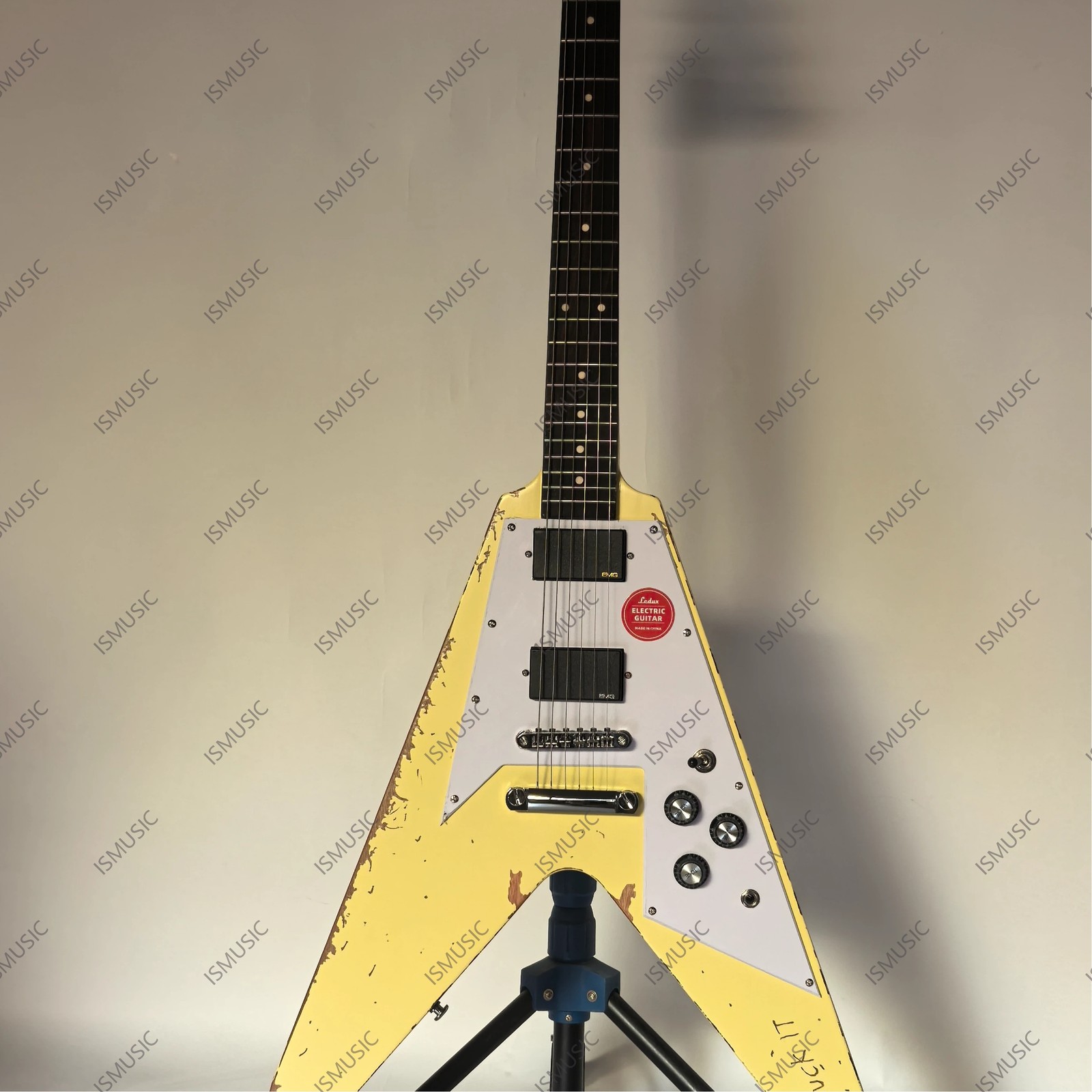 Aged V Shape Solid Body Electric Guitar Stainless Steel Rounded Fret Cream