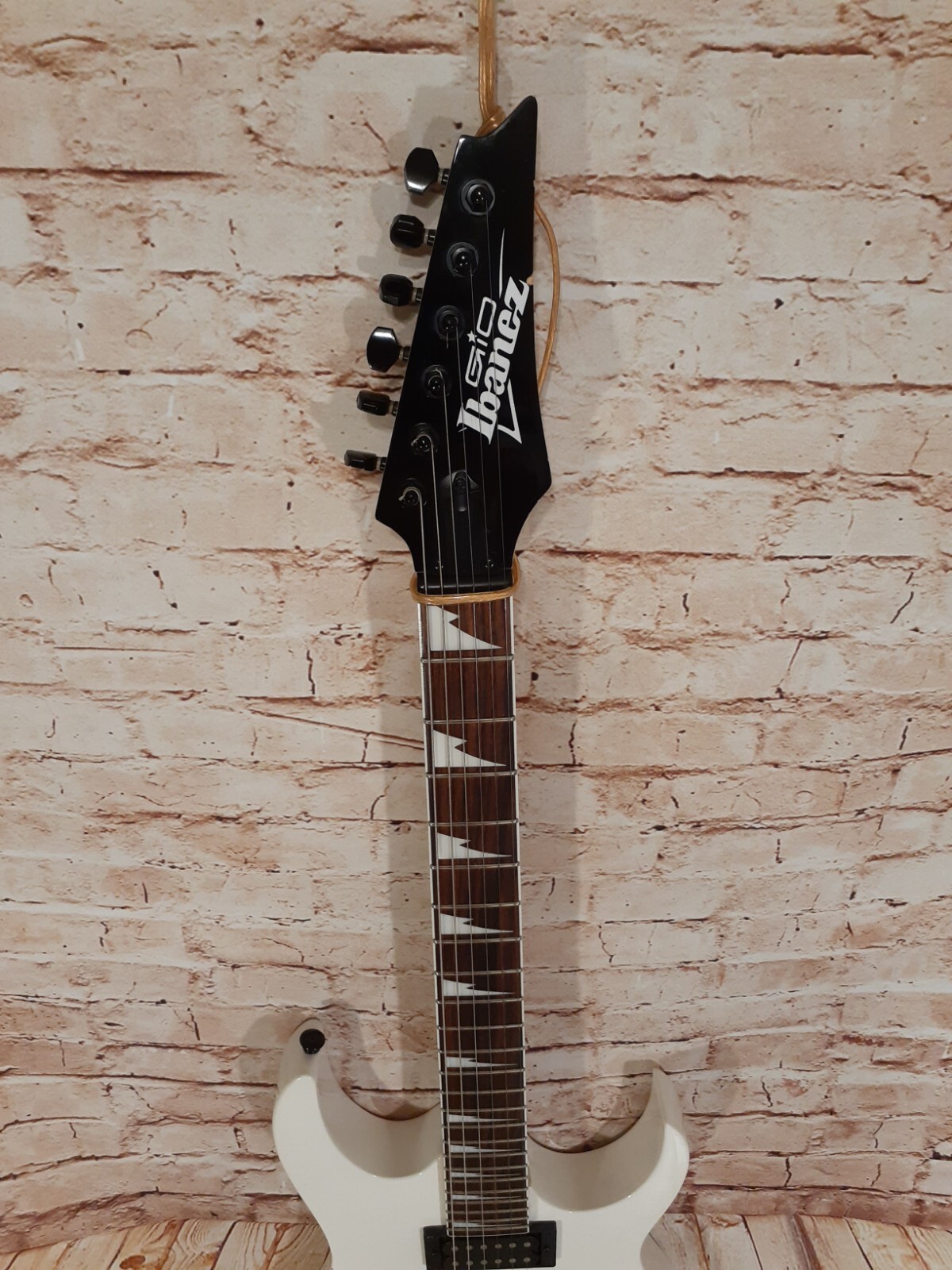 Ibanez GRG120BDX Gio Series Electric Guitar – White