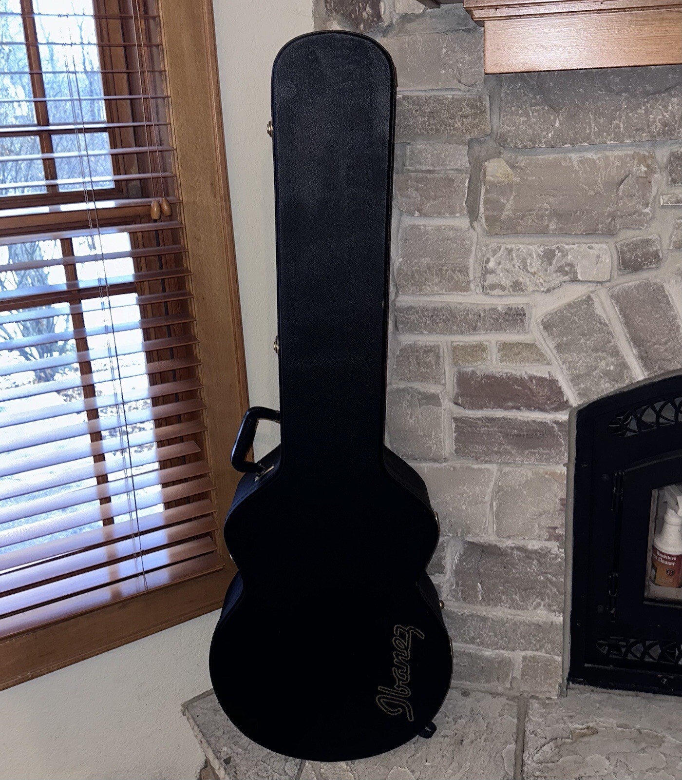 Near Mint TKL Ibanez Fur Lined Hard Guitar Hard Case Made In Canada