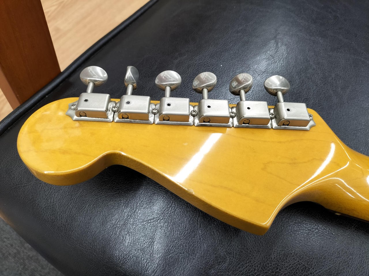 FENDER JM66-88 Electric Guitar