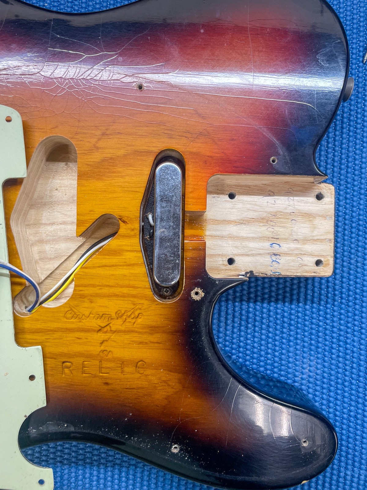 2008 Fender Custom Shop 60’s Telecaster Relic Sunburst w/HSC