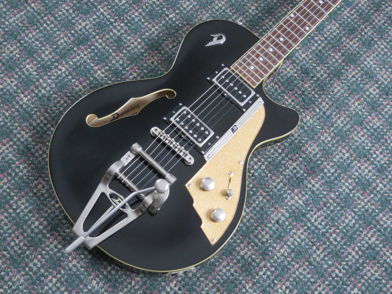 2013 Duesenberg Starplayer TV Semi-Hollow Black! w/OHSC