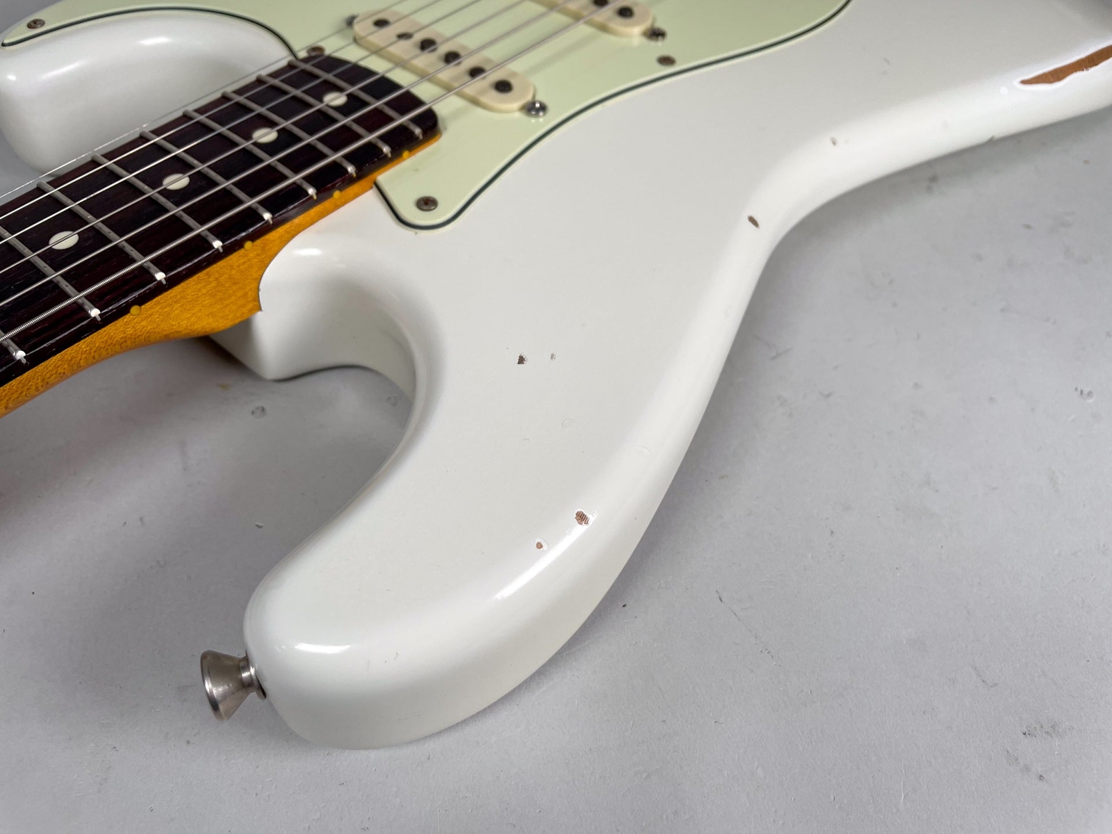 2006 K-Line S-Type #009 Stratocaster Style Olympic White Relic w/HSC