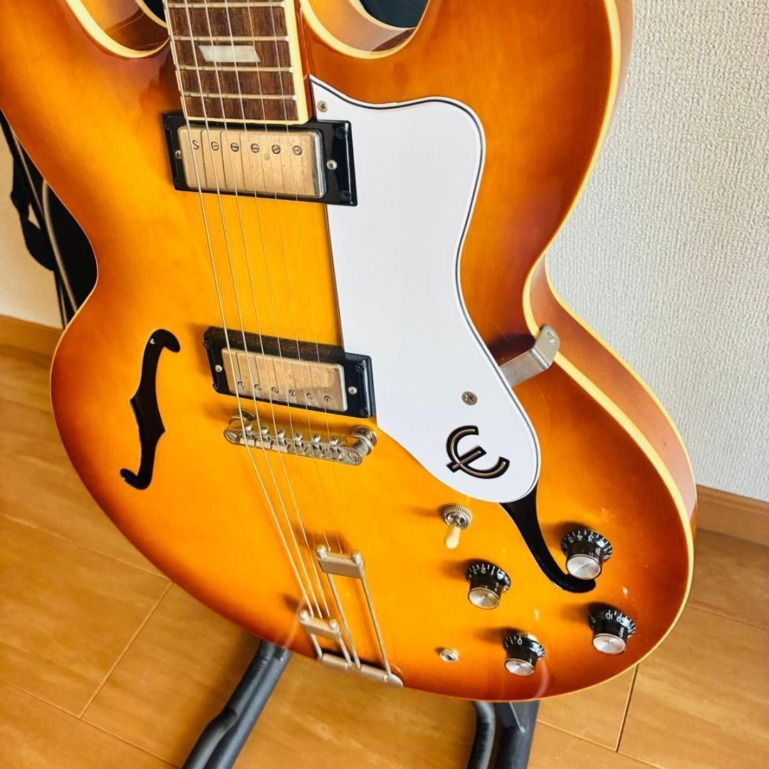 Epiphone Riviera Royal Tan Electric Guitar