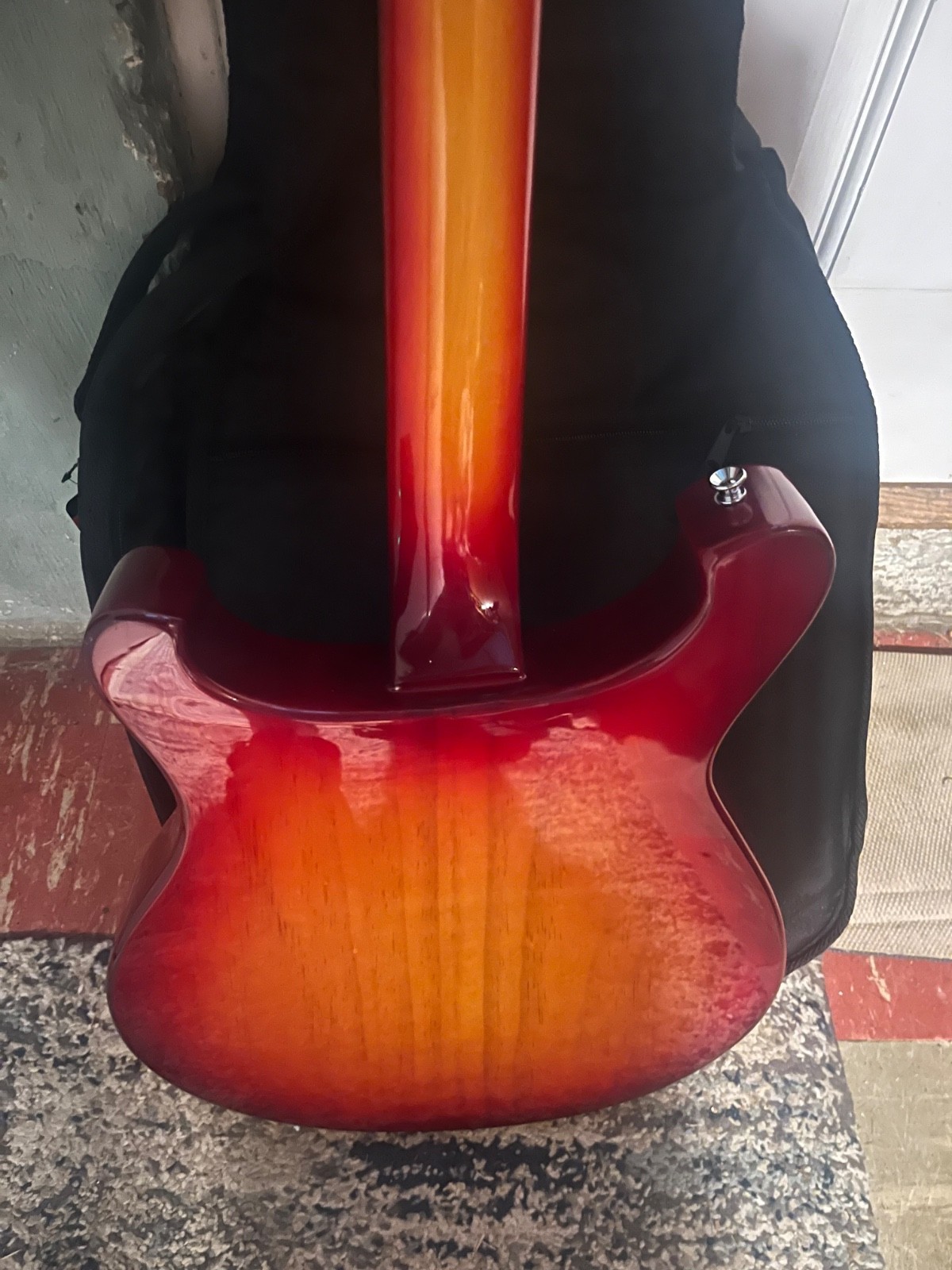 IYV Semi Hollow Body Rickenbacker Style Electic Guitar