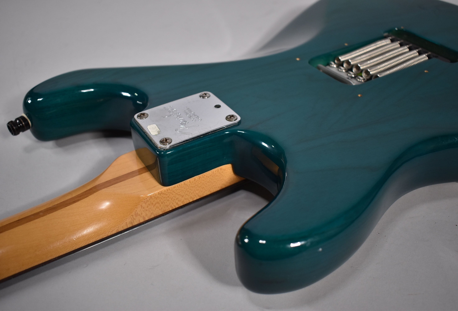 1998 Fender American Deluxe Stratocaster Transparent Teal w/HSC