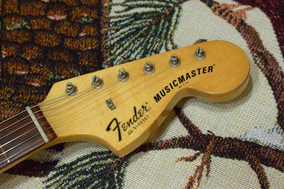 Fender Musicmaster S8 Serial 4.12kg Safe packing!
