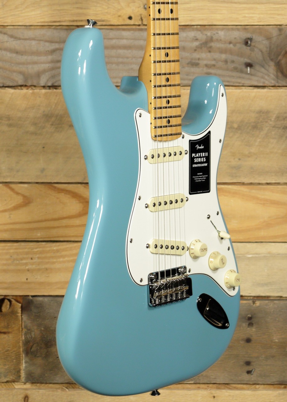 Fender Player II Stratocaster Electric Guitar Aquatone Blue