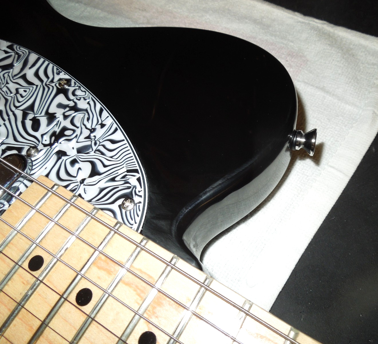 New Telecaster Style Guitar NEW/ With gig bag