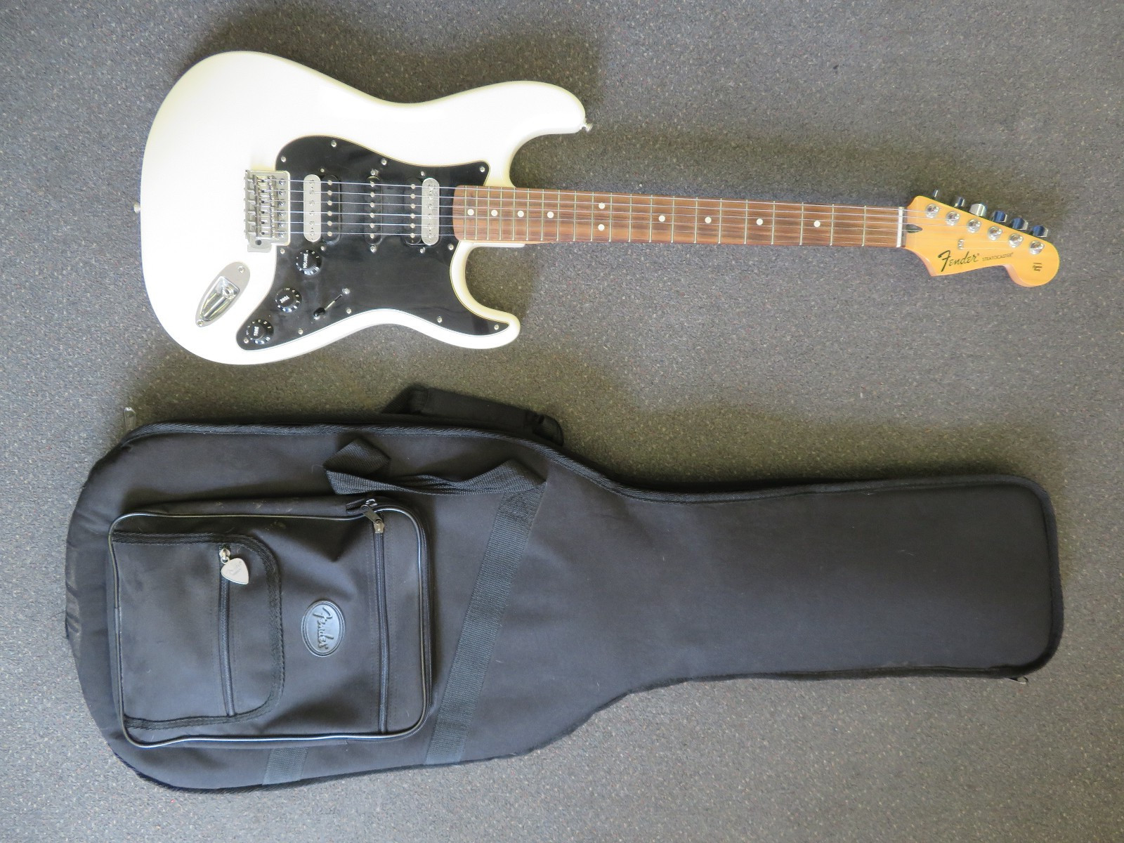 2015 White Fender Stratocaster HSH Mexico Electric Guitar w/Gig Bag*0149200505