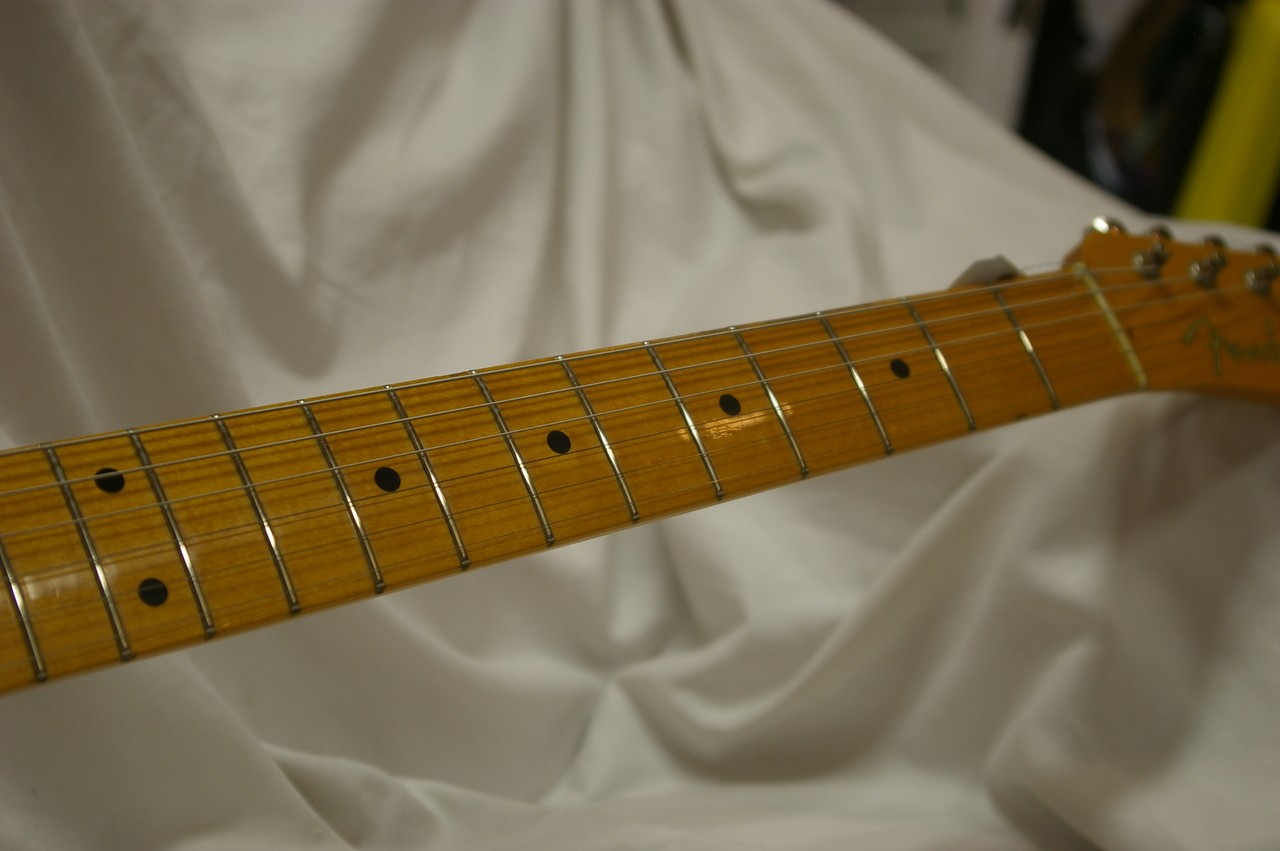 Fender Japan TL52-70US Telecaster White MIJ Sen Body Maple Neck
