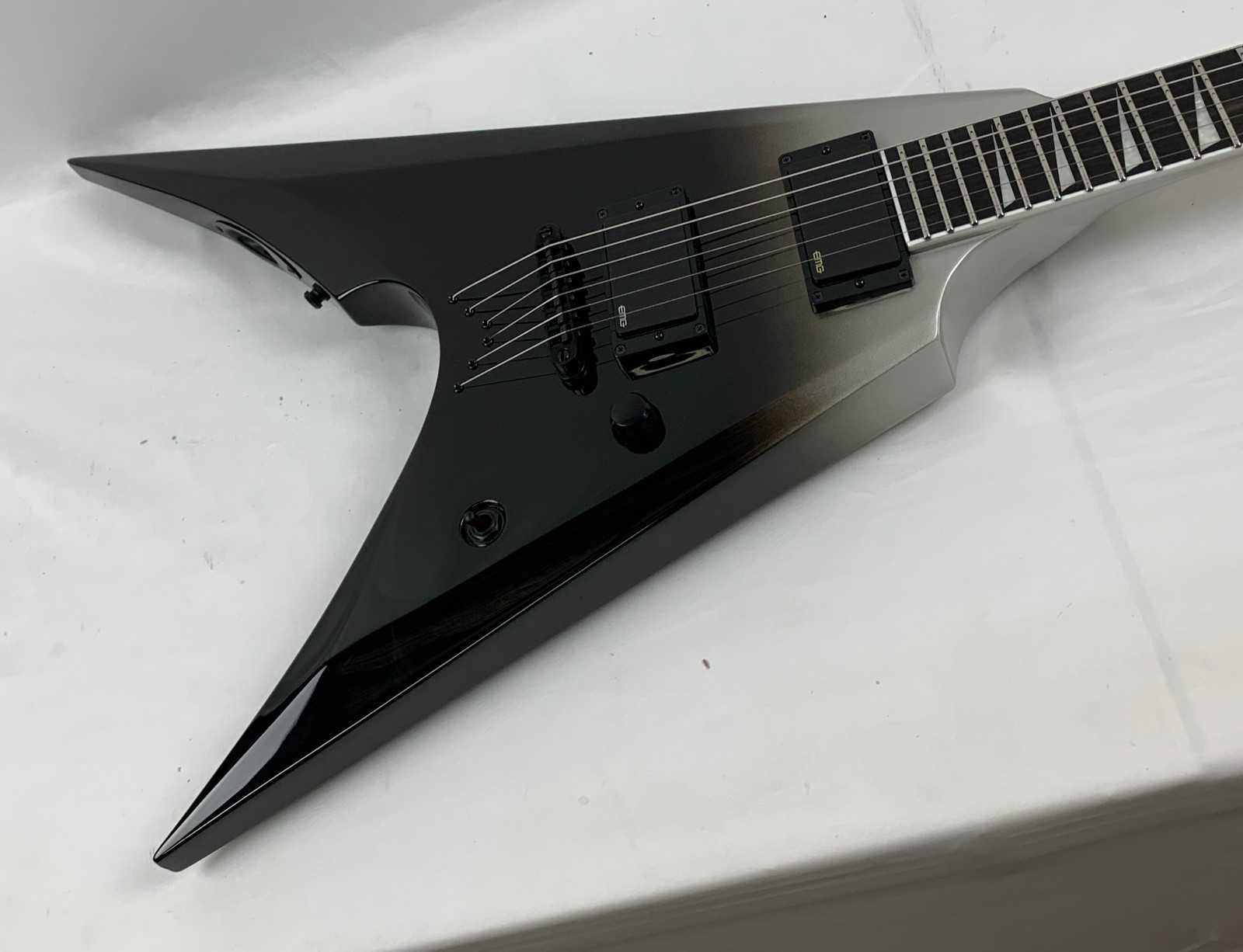 ESP E-II Arrow NT Black Silver Fade Electric Guitar + Case B-Stock Stoptail