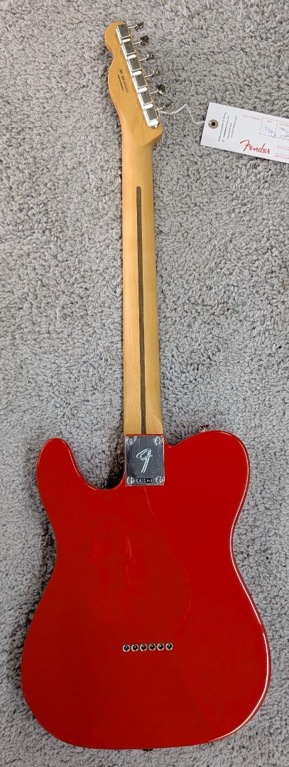 Fender Player II Telecaster Electric guitar, Maple Fingerboard, Coral Red – MIM