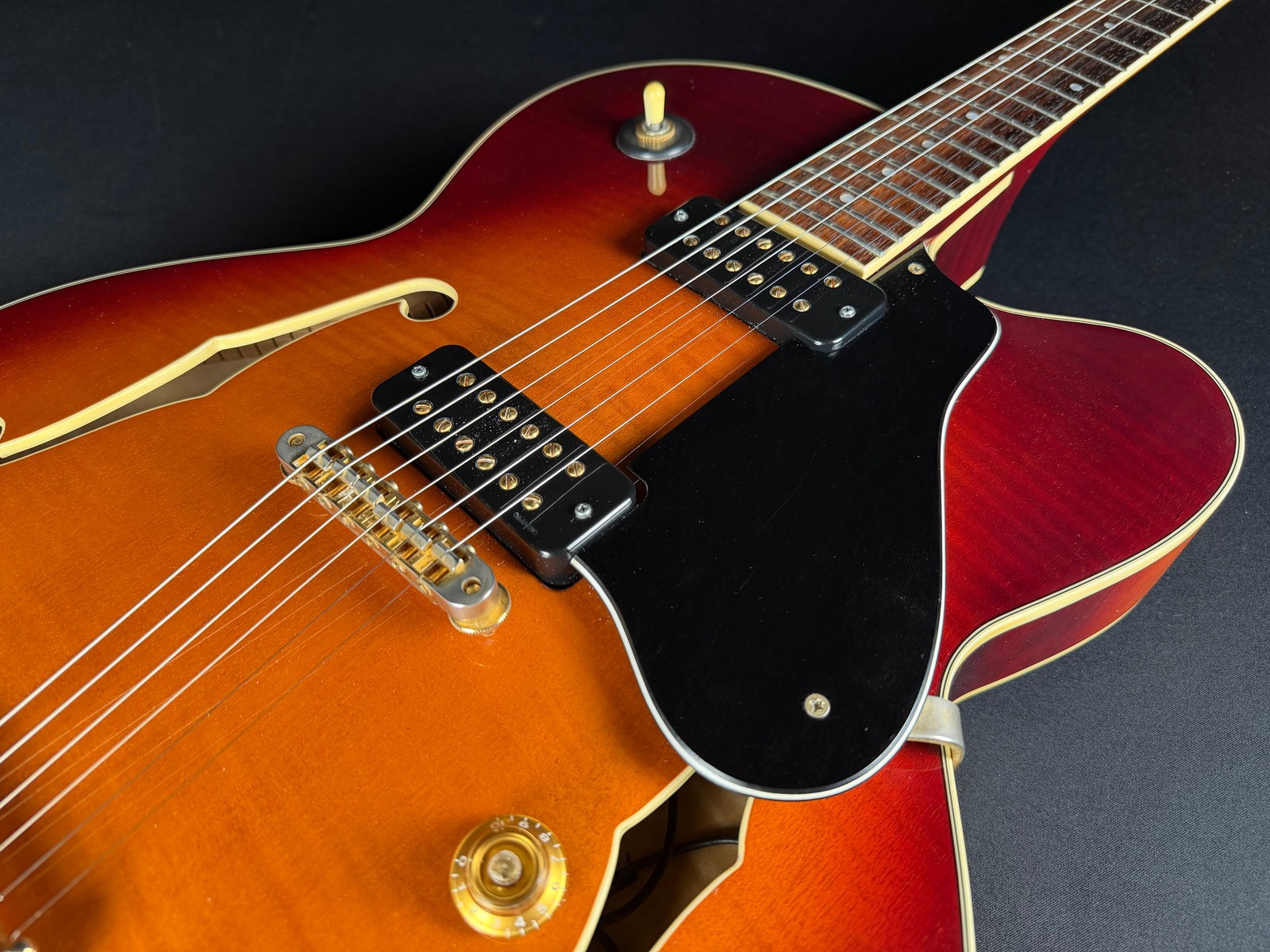 Yamaha AES 1500 Hollowbody Guitar (1994)