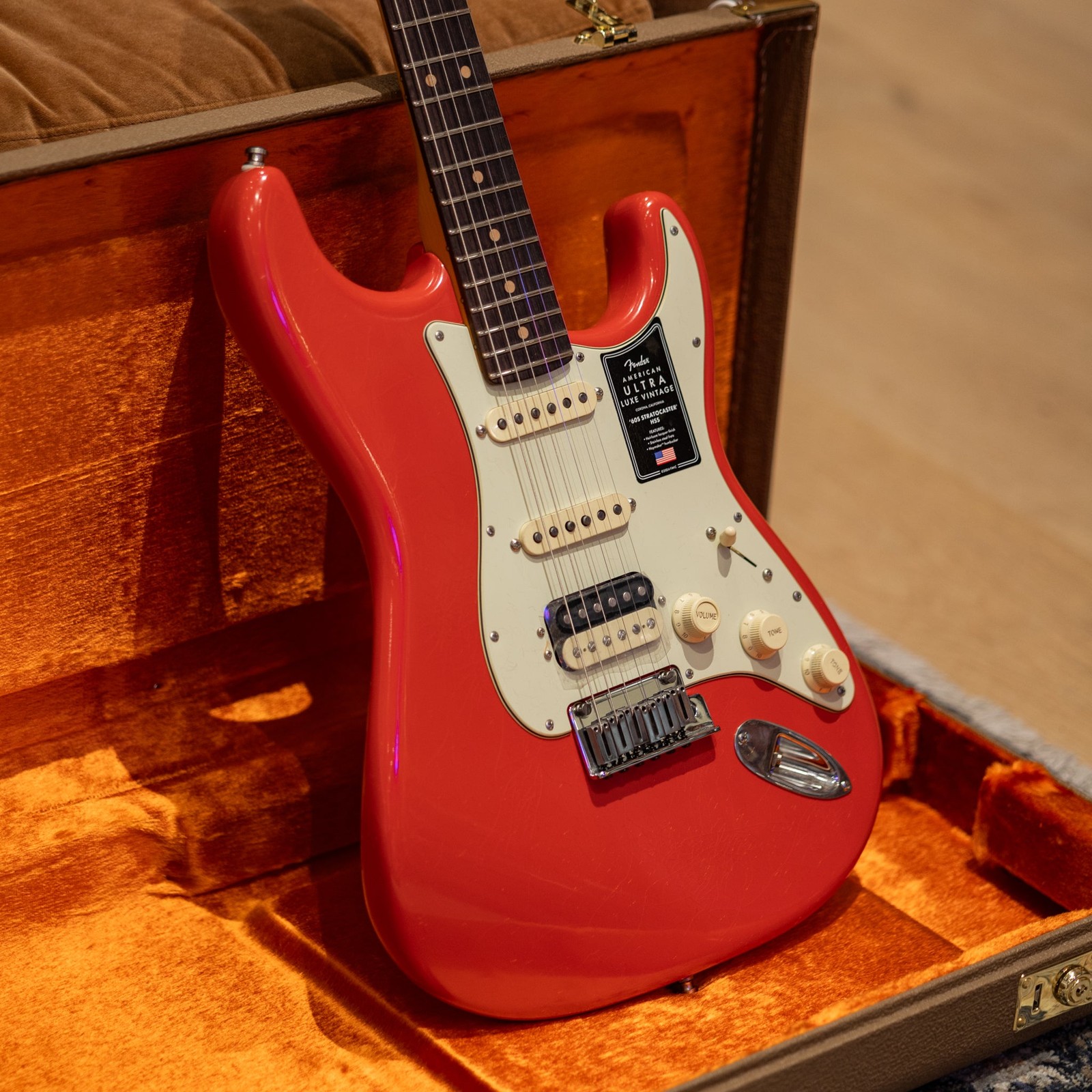 Fender American Ultra Luxe Vintage ’60s Stratocaster HSS – Fiesta Red