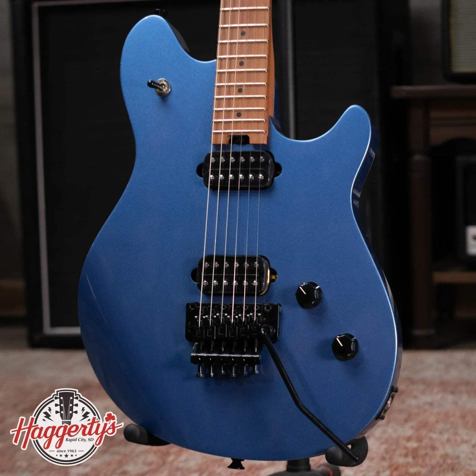 EVH Wolfgang Standard, Baked Maple Fingerboard – Pelham Blue