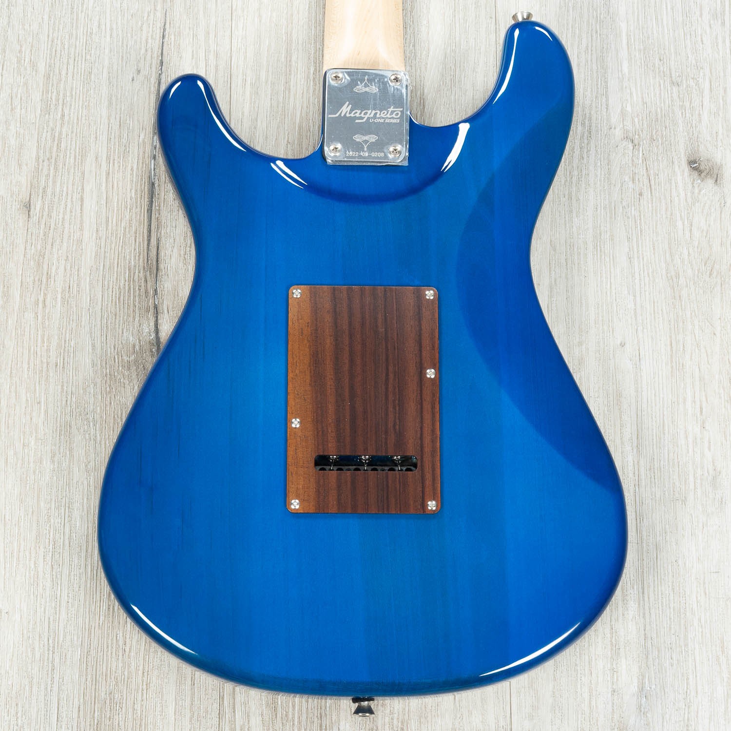 Magneto U-ONE Sonnet Modern US-2300 HSS Guitar, Rosewood, See Thru Blue Quilt