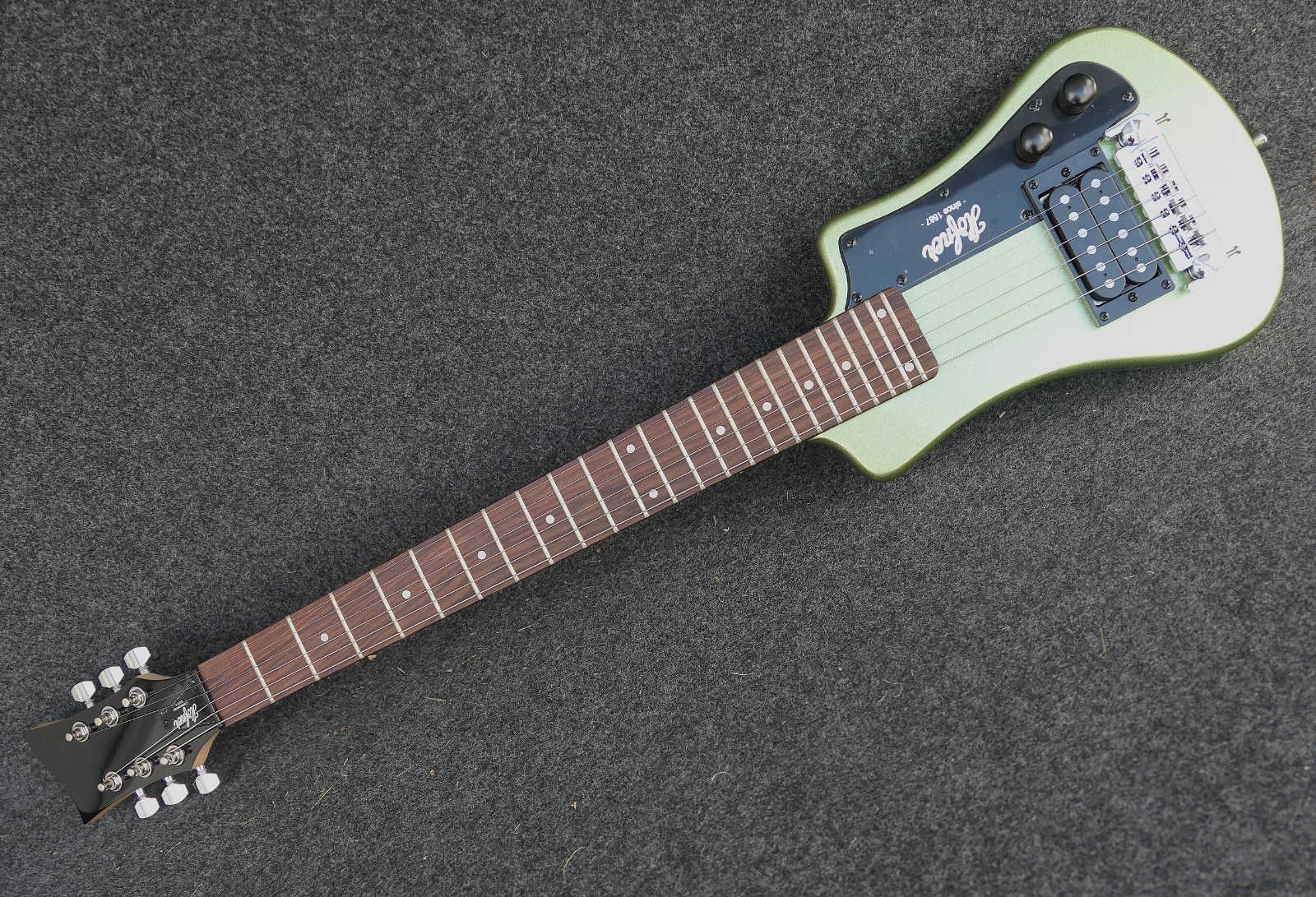 HOFNER CONTEMPORY HCT-SH-GR SHORTY TRAVEL Electric Guitar GREEN & Gig Bag