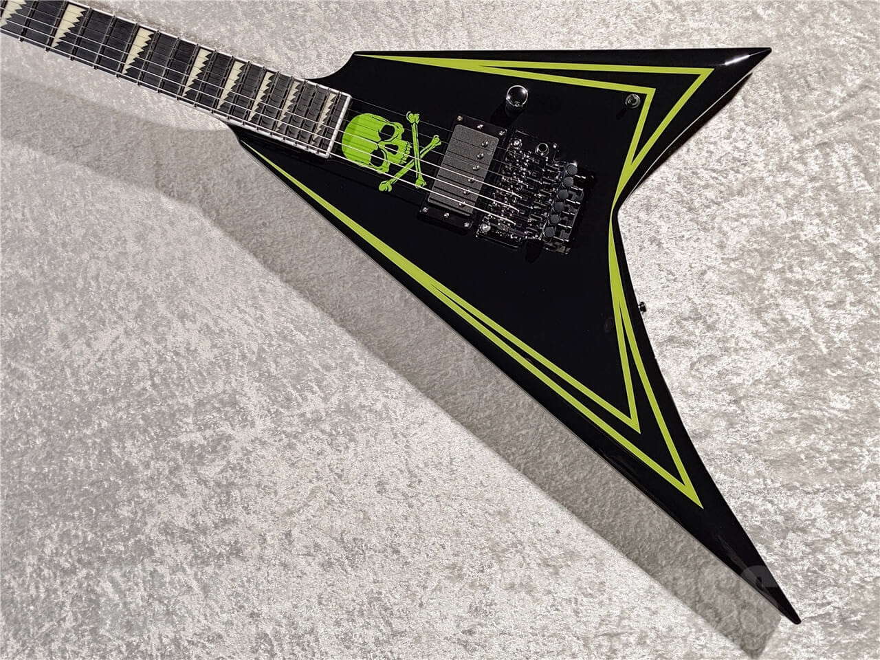 EDWARDS E-ALEXI GREENY Black Lime Green Pinstripe & Skull Tracking New