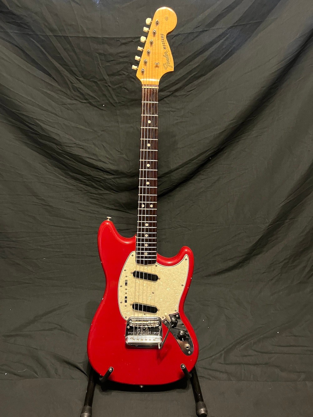 1966 Vintage Fender Mustang Guitar in Dakota Red W/OHSC