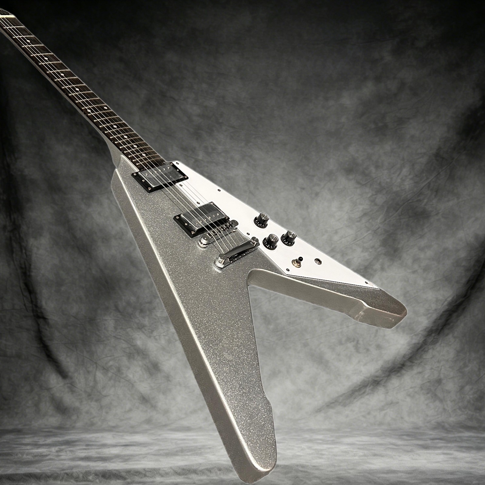 Gleeson Fly-V Electric Guitar Rosewood Fretboard Metallic Silver Color