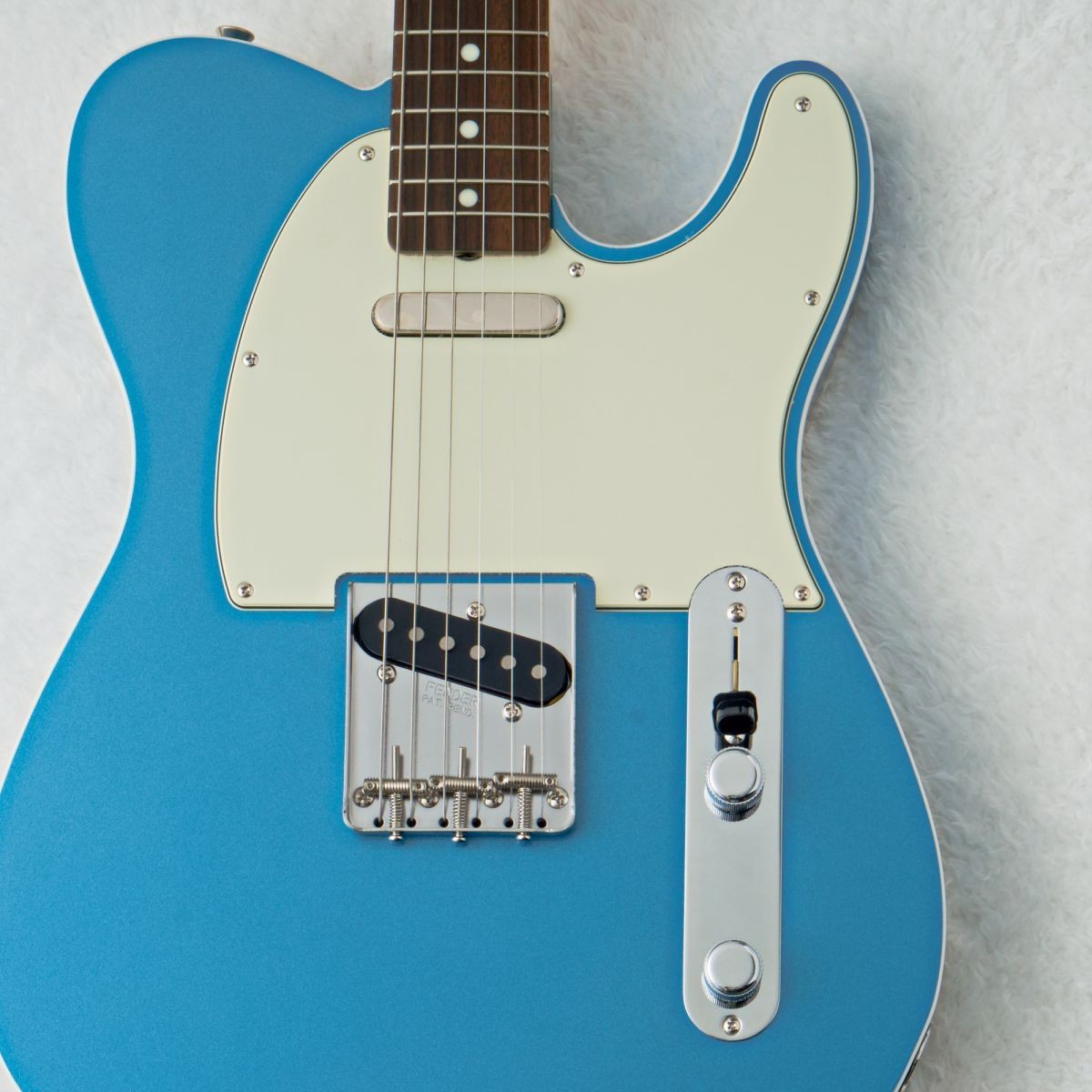 Fender / FSR Made in Japan Traditional 60s Telecaster Custom Lake Placid Blue